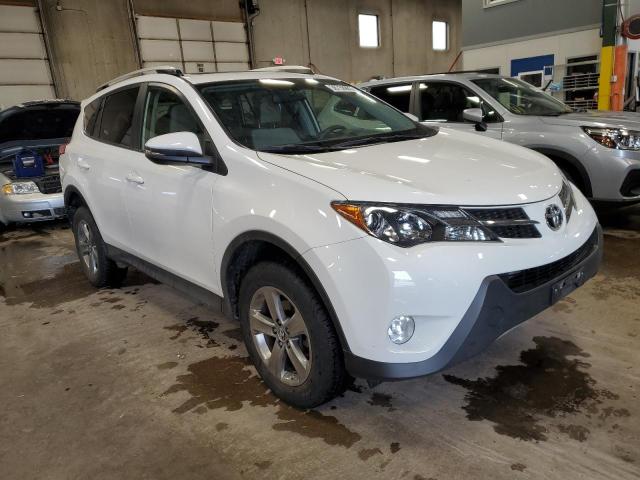 Photo 4 from auction – 2015 TOYOTA RAV4 XLE with VIN JTMRFREV1FD158993