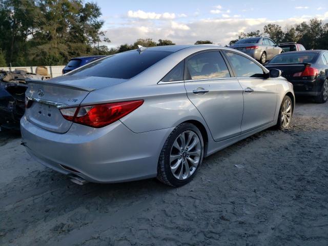 Photo 3 from auction – 2012 HYUNDAI SONATA SE with VIN 5NPEC4AB4CH433980
