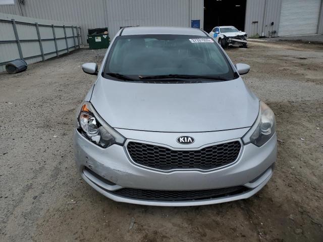 Photo 5 from auction – 2016 KIA FORTE LX with VIN KNAFK4A67G5506482