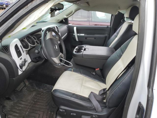 Photo 7 from auction – 2011 CHEVROLET SILVERADO with VIN 1GCRKSE36BZ382811