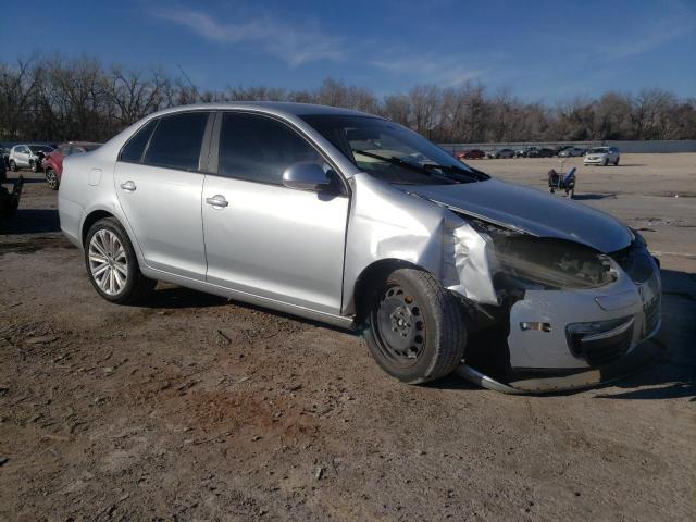 Photo 4 from auction – 2007 VOLKSWAGEN JETTA 2.5 with VIN 3VWPF71K97M084510