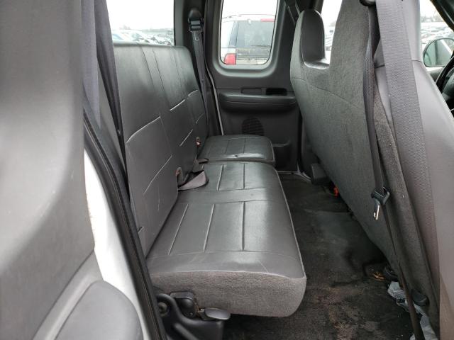 Photo 10 from auction – 2004 FORD F-150 HERI with VIN 2FTRX17204CA01020