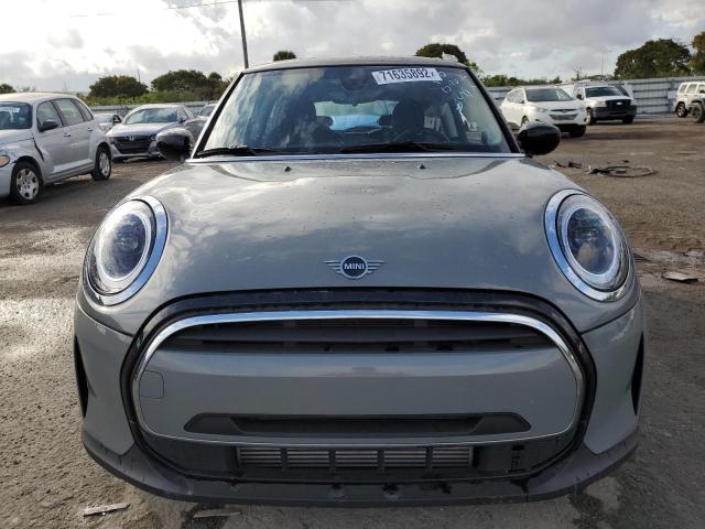 Photo 5 from auction – 2022 MINI COOPER with VIN WMW33DH09N2P83098