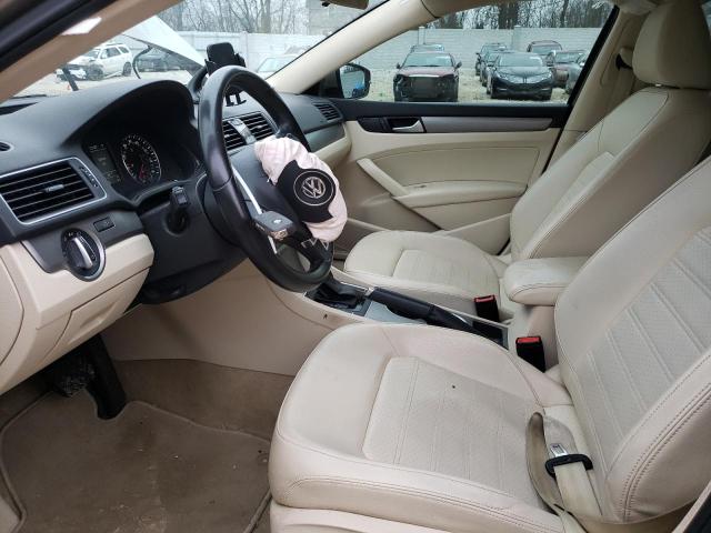 Photo 7 from auction – 2015 VOLKSWAGEN PASSAT SE with VIN 1VWBT7A38FC058346