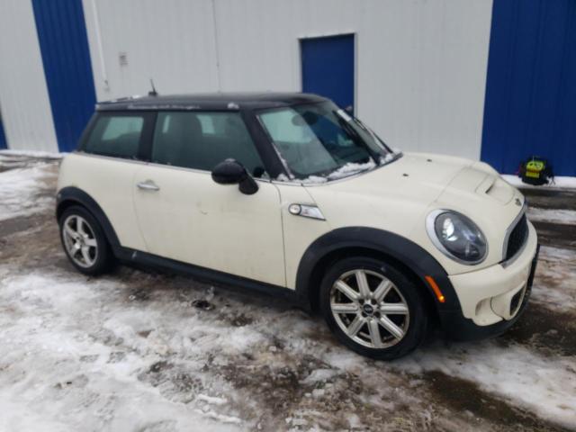 Photo 4 from auction – 2011 MINI COOPER S with VIN WMWSV3C53BTY22311