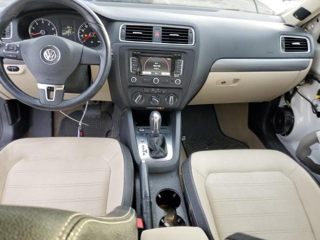 Photo 8 from auction – 2012 VOLKSWAGEN JETTA SEL with VIN 3VWLP7AJ3CM366929