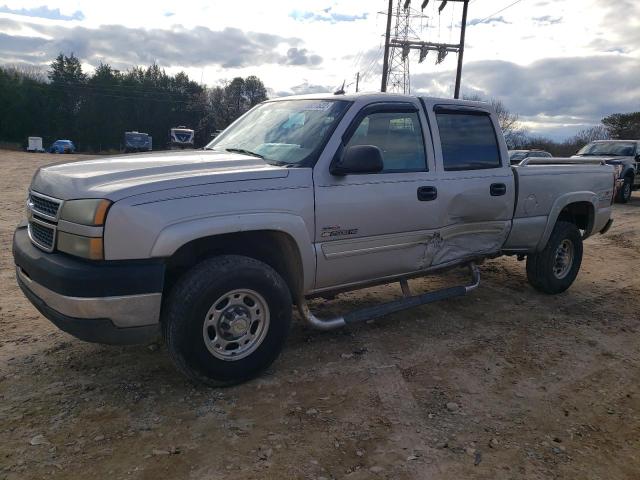 CHEVROLET SILVERADO 2005 with VIN 1GCHK232X5F804378 - Photo from auction