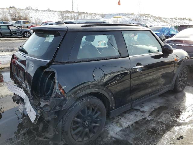 Photo 3 from auction – 2017 MINI COOPER with VIN WMWXP5C35H2D71572