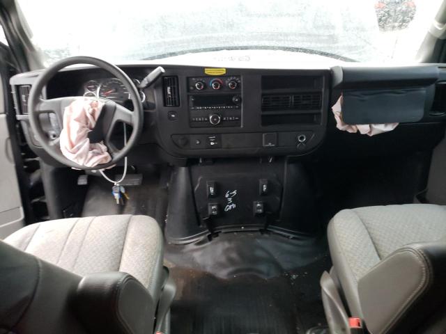 Photo 8 from auction – 2017 CHEVROLET EXPRESS G2 with VIN 1GCWGAFF5H1297733