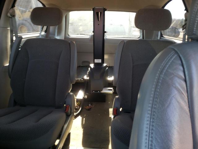 Photo 10 from auction – 2007 CHRYSLER TOWN & COU with VIN 2A4GP44R67R238861