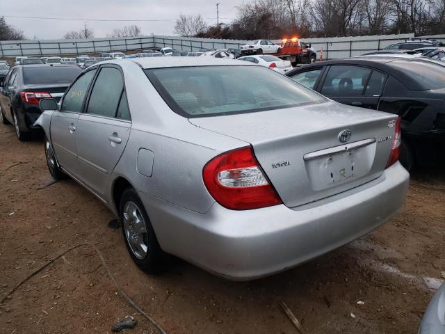 Photo 2 from auction – 2002 TOYOTA CAMRY LE with VIN 4T1BE32K42U583352