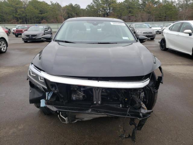 Photo 5 from auction – 2022 VOLKSWAGEN PASSAT SE with VIN 1VWSA7A34NC000528