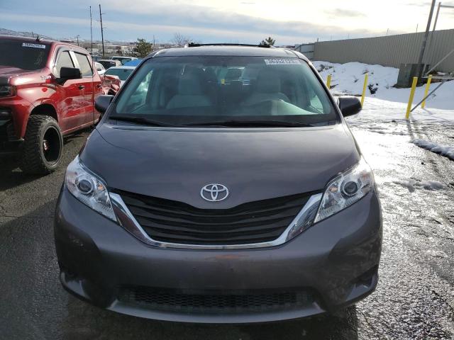 Photo 5 from auction – 2012 TOYOTA SIENNA LE with VIN 5TDKK3DC1CS233881
