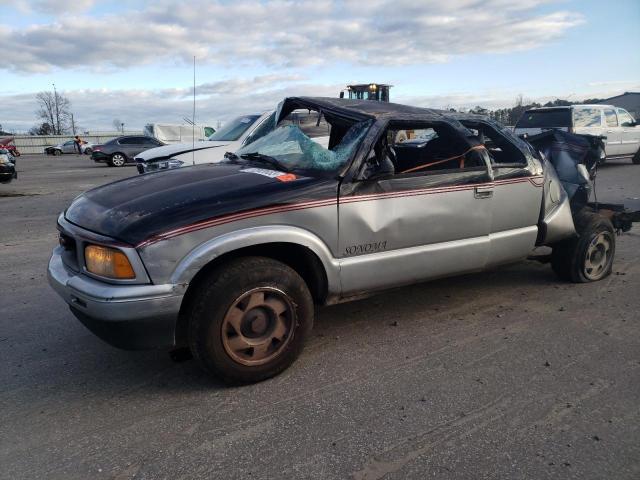 GMC SONOMA 1997 with VIN 1GTCS19X2V8519914 - Photo from auction