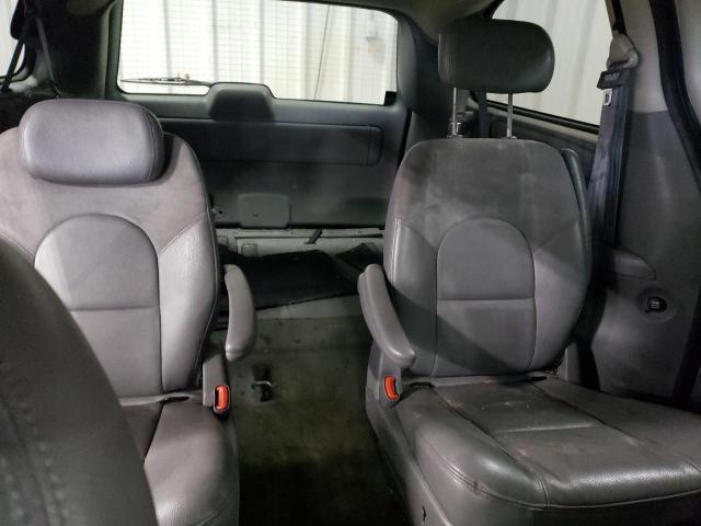 Photo 10 from auction – 2005 CHRYSLER TOWN & COU with VIN 2C8GP64L75R331669