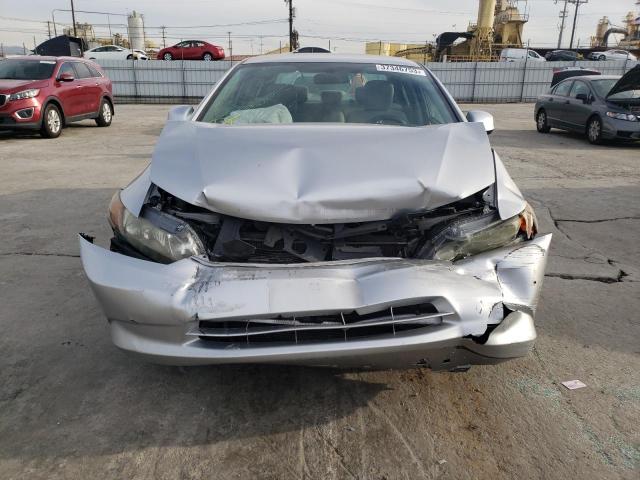 Photo 5 from auction – 2012 HONDA CIVIC LX with VIN 2HGFB2F56CH590211