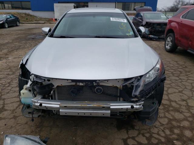 Photo 5 from auction – 2010 HONDA ACCORD CRO with VIN 5J6TF2H53AL005100