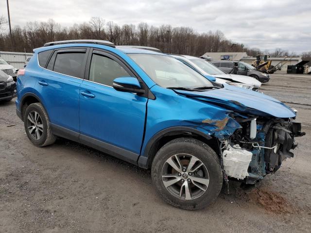 Photo 4 from auction – 2017 TOYOTA RAV4 XLE with VIN JTMRFREV0HD202937