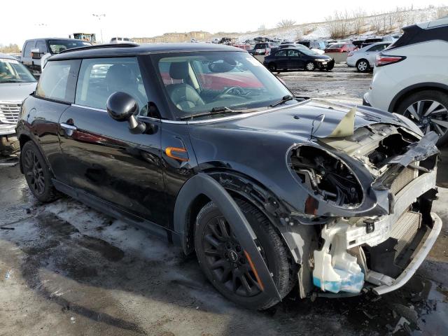 Photo 4 from auction – 2017 MINI COOPER with VIN WMWXP5C35H2D71572