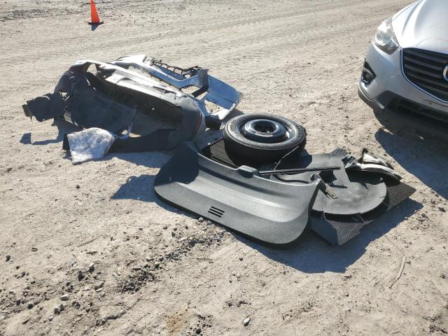 Photo 12 from auction – 2019 NISSAN ROGUE S with VIN 5N1AT2MT3KC789673