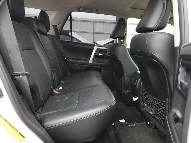 Photo 11 from auction – 2016 TOYOTA 4RUNNER SR with VIN JTEBU5JR6G5350328