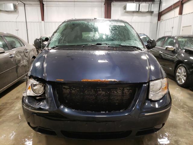 Photo 5 from auction – 2007 CHRYSLER TOWN & COU with VIN 2A8GP64L47R171313