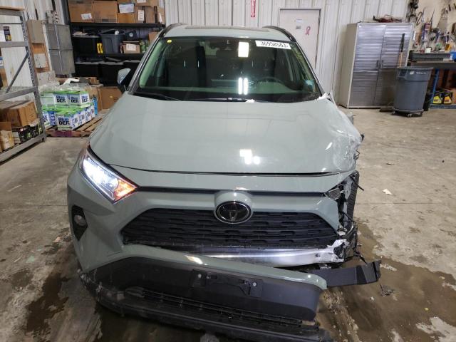 Photo 5 from auction – 2019 TOYOTA RAV4 XLE with VIN JTMP1RFV8KJ009240
