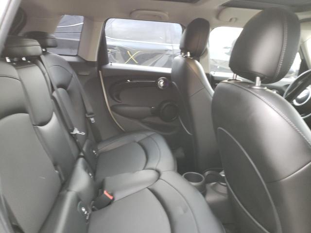 Photo 10 from auction – 2016 MINI COOPER with VIN WMWXU1C5XG2D12308