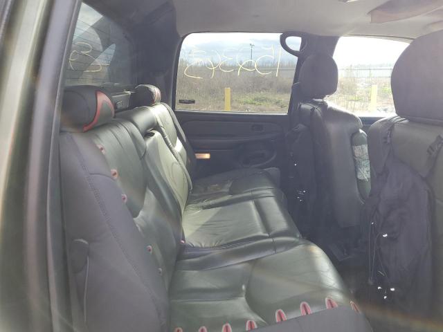 Photo 10 from auction – 2002 CHEVROLET AVALANCHE with VIN 3GNEK13T72G182572