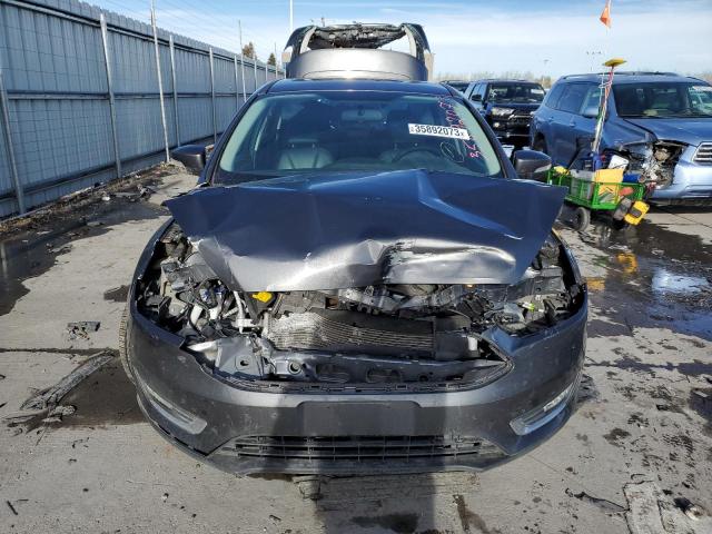 Photo 5 from auction – 2017 FORD FOCUS TITA with VIN 1FADP3N22HL309946