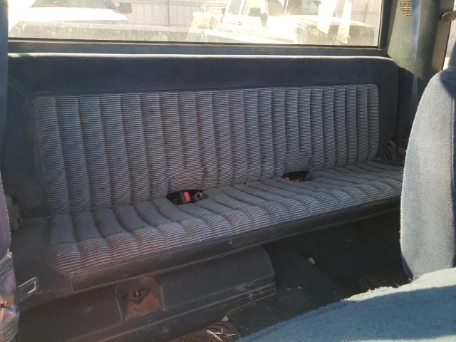 Photo 10 from auction – 1992 CHEVROLET GMT-400 C1 with VIN 2GCEC19K6N1166624