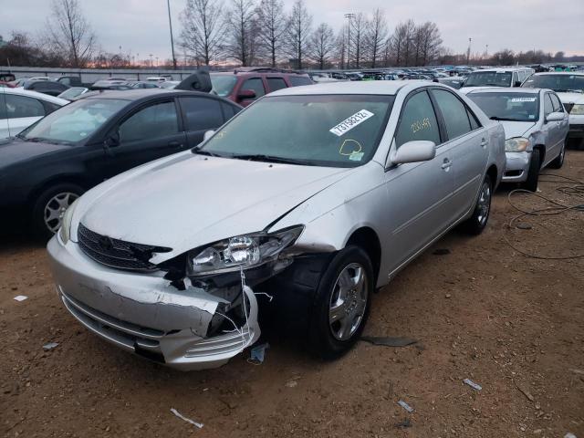 TOYOTA CAMRY LE 2002 with VIN 4T1BE32K42U583352 - Photo from auction