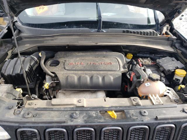 Photo 12 from auction – 2017 JEEP RENEGADE T with VIN ZACCJBCB7HPE70454