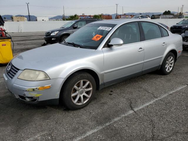 VOLKSWAGEN PASSAT GLS 2004 with VIN WVWPD63B44P203179 - Photo from auction