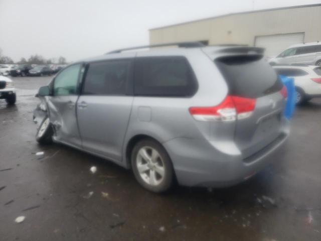 Photo 2 from auction – 2013 TOYOTA SIENNA LE with VIN 5TDKK3DC5DS281367