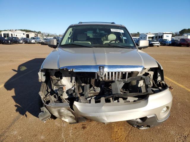 Photo 5 from auction – 2004 LINCOLN NAVIGATOR with VIN 5LMFU27R94LJ04160
