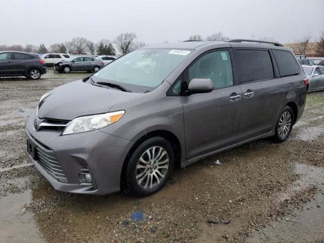 TOYOTA SIENNA XLE 2018 with VIN 5TDYZ3DC7JS927476 - Photo from auction