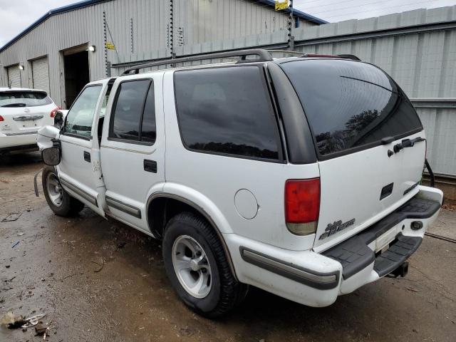 Photo 2 from auction – 1998 CHEVROLET BLAZER with VIN 1GNCS13W6W2209843