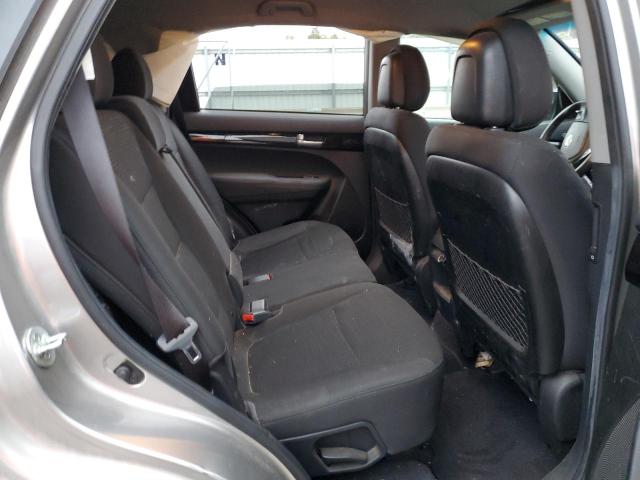 Photo 11 from auction – 2014 KIA SORENTO LX with VIN 5XYKTCA69EG545345
