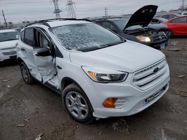 صورة رقم 4 من المزاد - 2017 FORD ESCAPE S مع VIN 1FMCU0F71HUB06365