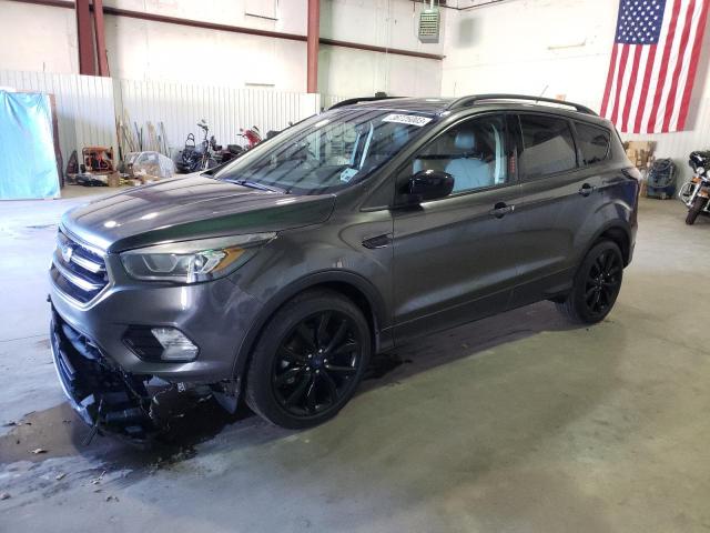 FORD ESCAPE SE 2017 with VIN 1FMCU0GDXHUD34899 - Photo from auction