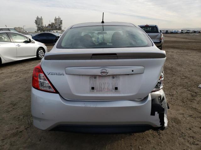 Photo 6 from auction – 2018 NISSAN VERSA S with VIN 3N1CN7AP1JL858216