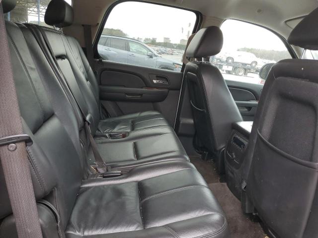 Photo 11 from auction – 2010 CHEVROLET TAHOE C150 with VIN 1GNMCBE32AR226309