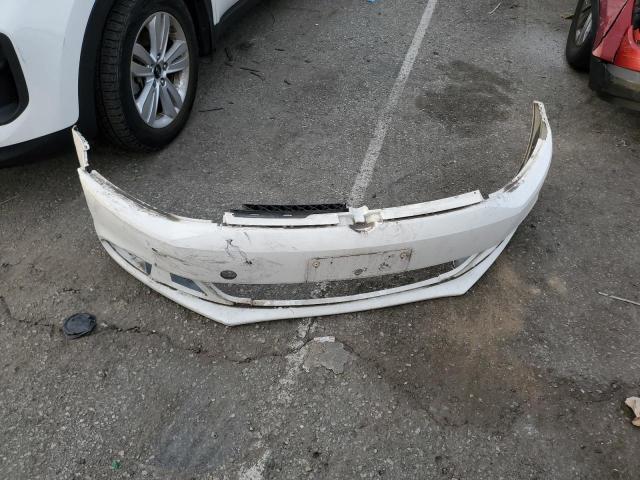 Photo 12 from auction – 2012 VOLKSWAGEN JETTA SEL with VIN 3VWLP7AJ3CM366929
