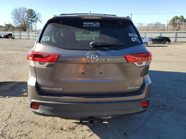 Photo 6 from auction – 2017 TOYOTA HIGHLANDER with VIN 5TDJZRFH0HS383670