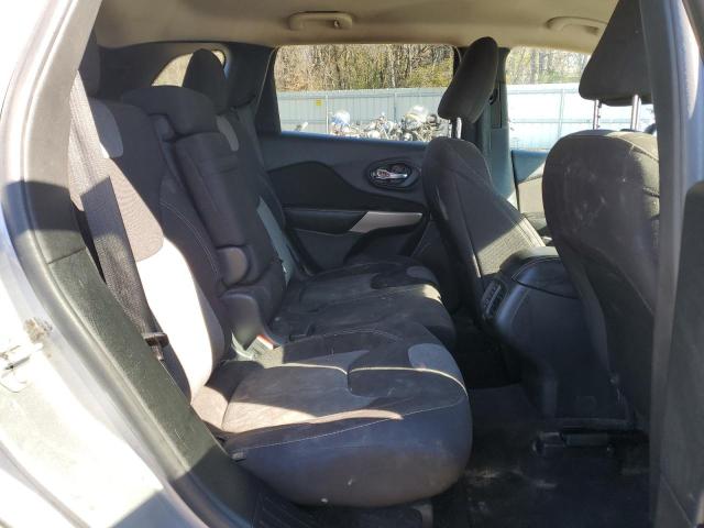 Photo 11 from auction – 2018 JEEP CHEROKEE L with VIN 1C4PJLCB3JD536753