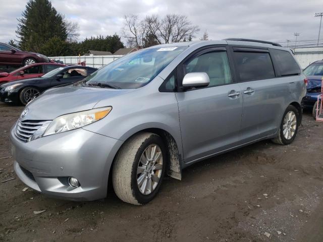 TOYOTA SIENNA XLE 2011 with VIN 5TDYK3DC3BS060731 - Photo from auction