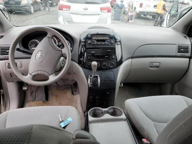 Photo 8 from auction – 2004 TOYOTA SIENNA CE with VIN 5TDZA23C34S175397