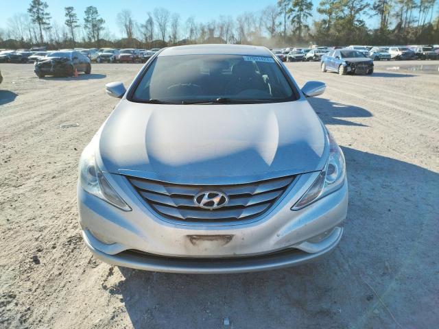 Photo 5 from auction – 2013 HYUNDAI SONATA SE with VIN 5NPEC4AC5DH593425