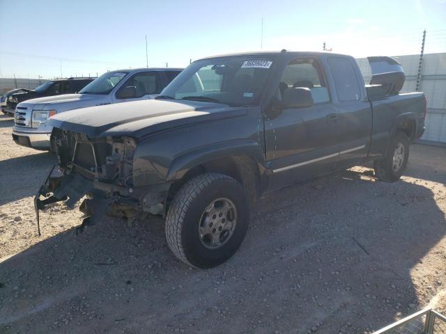 CHEVROLET SILVERADO 2004 with VIN 2GCEK19T741100674 - Photo from auction